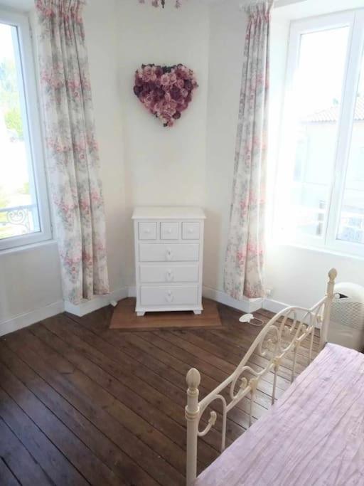 הוילה Montemboeuf Centre Town House Free Wifi מראה חיצוני תמונה